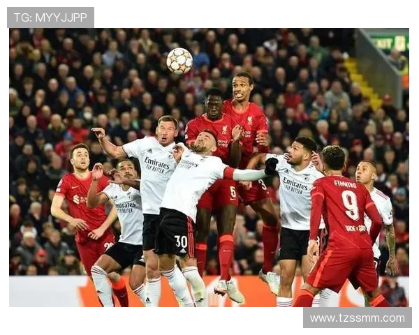 努涅斯与伊萨克：新生代中锋成长路径对比